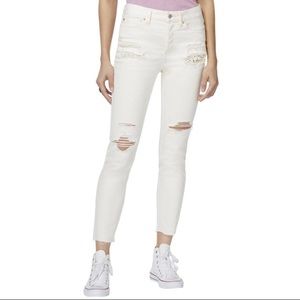[Free People] Lacey Stilt Worn White Distressed Jean - On Trend
